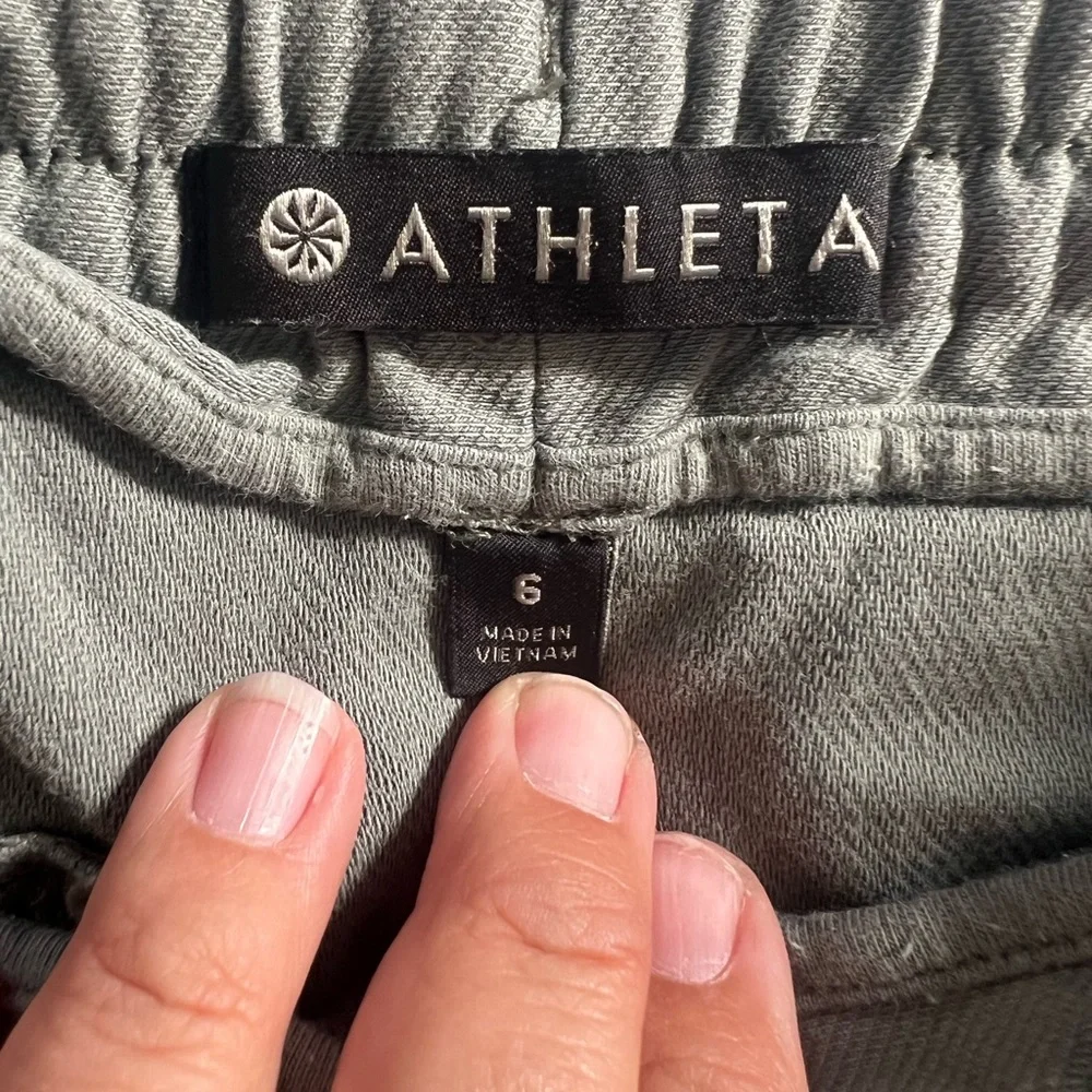 Athleta Farallon Olive Green Skirt Tie Waist with Zipper Pockets Size 6